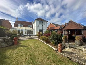 Photo 34- click for photo gallery